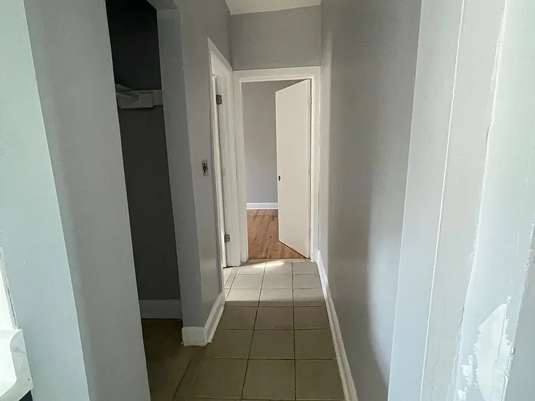 138-140 Clinton Ave #2R — Photo 8