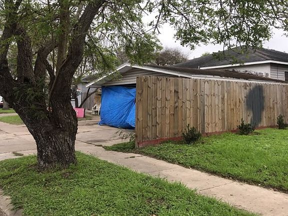 2nd image of 4225 Devon Dr