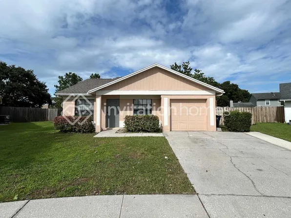 1501 Kestrel Way, Brandon, FL 33511