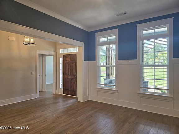 5th image of 1612 Bellingham Drive