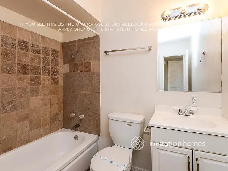 4824 W Catalina Dr — Photo 17
