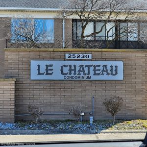 25230 Southfield Rd #A201, Southfield, MI, 48075