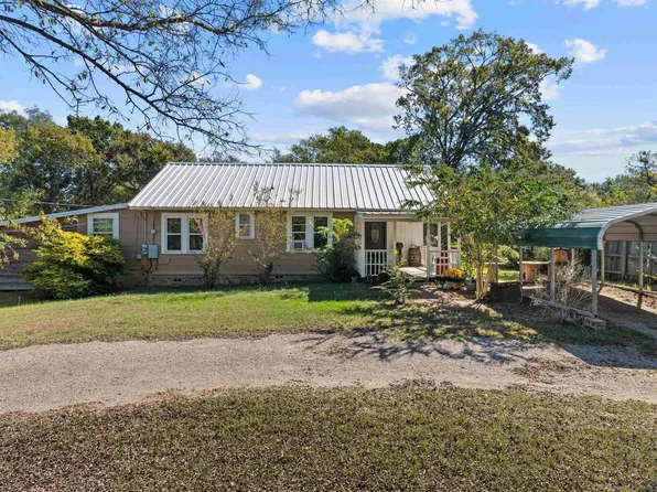 11437 County Road 3136d, Mount Enterprise, TX 75681