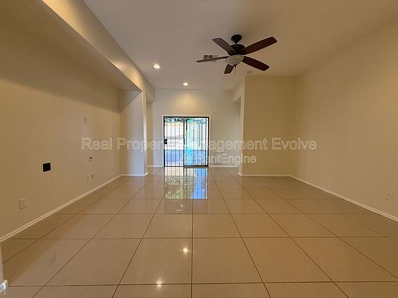 4th image of 22142 W Devin Dr