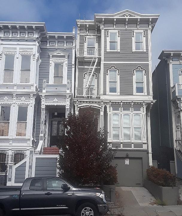 1st image of 2102 Bush St APT 3