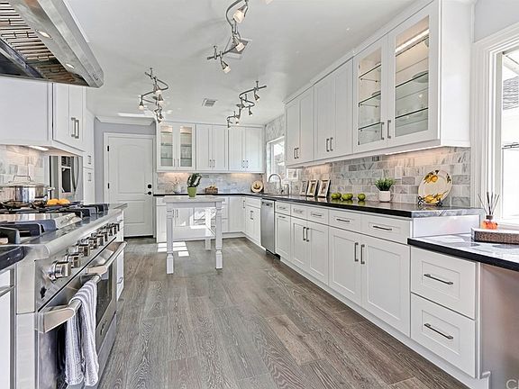 5th image of 23105 Ocean Ave