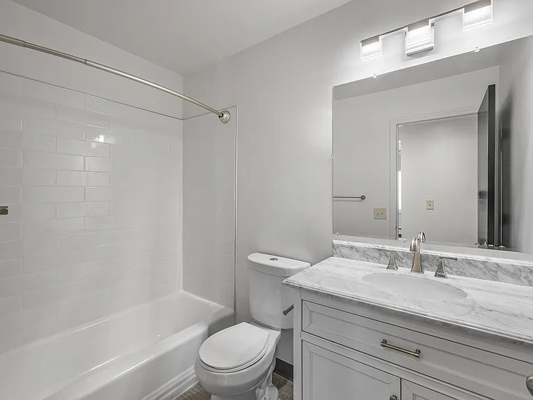 6200 Golden Valley Rd — Photo 8