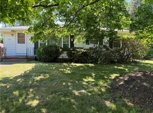 2009 Mary St, Farrell, PA 16121