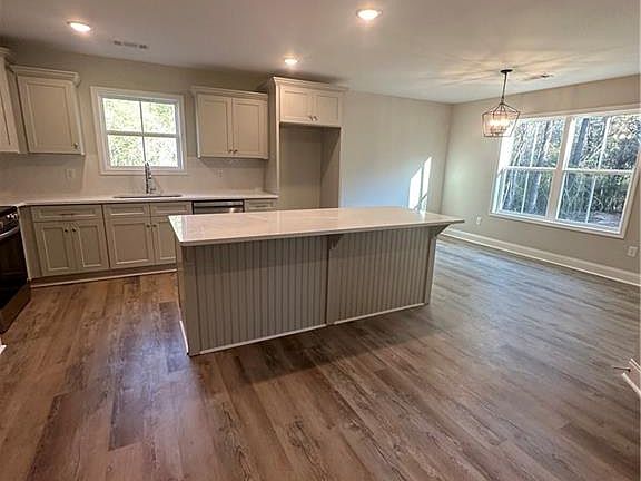 5th image of 8440 Lee Road 158