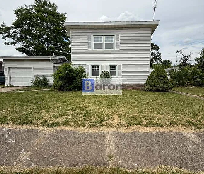 922 Oxford St — Photo 11