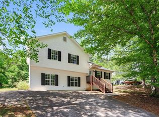 105 Betty Ln, Carrollton, GA 30116