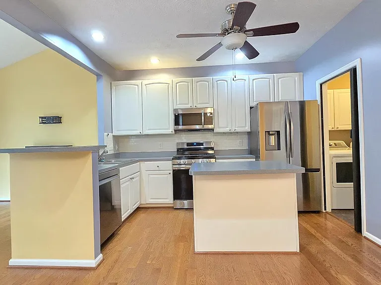 160 Leeds Creek Cir — Photo 8