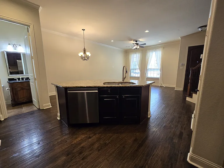 7924 Osborn Pkwy — Photo 34