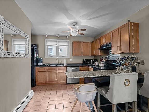 5th image of 6 Primrose Ln