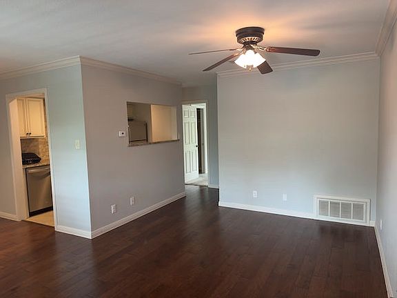 4th image of 1407 W 39th 1/2 St #1