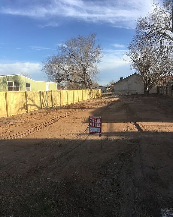 1st image of 517 W May St
