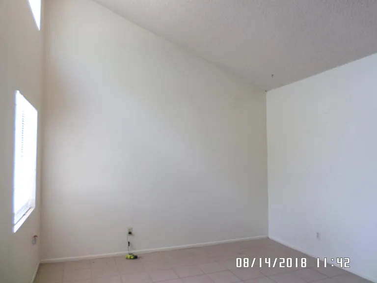 3445 N Fremont Ave #1 — Photo 9