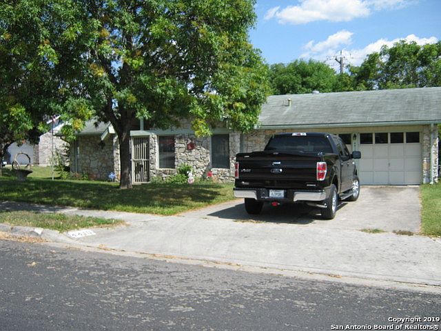 1st image of 4410 Bayliss St