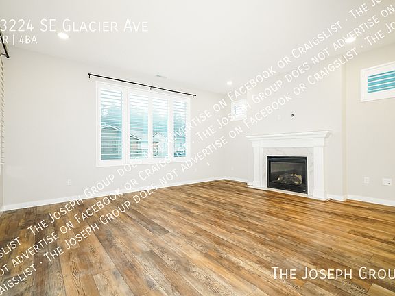 2nd image of 33224 Glacier Ave SE