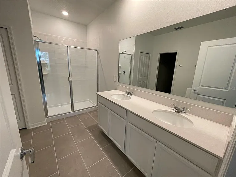 660 Tanaro Ln — Photo 23