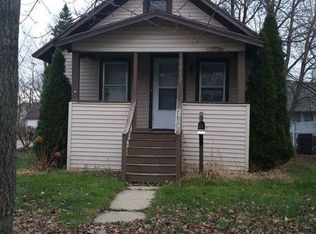 1917 S Rundle Ave, Lansing, MI 48910