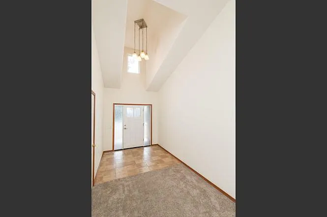 2341 NW Great Pl — Photo 3