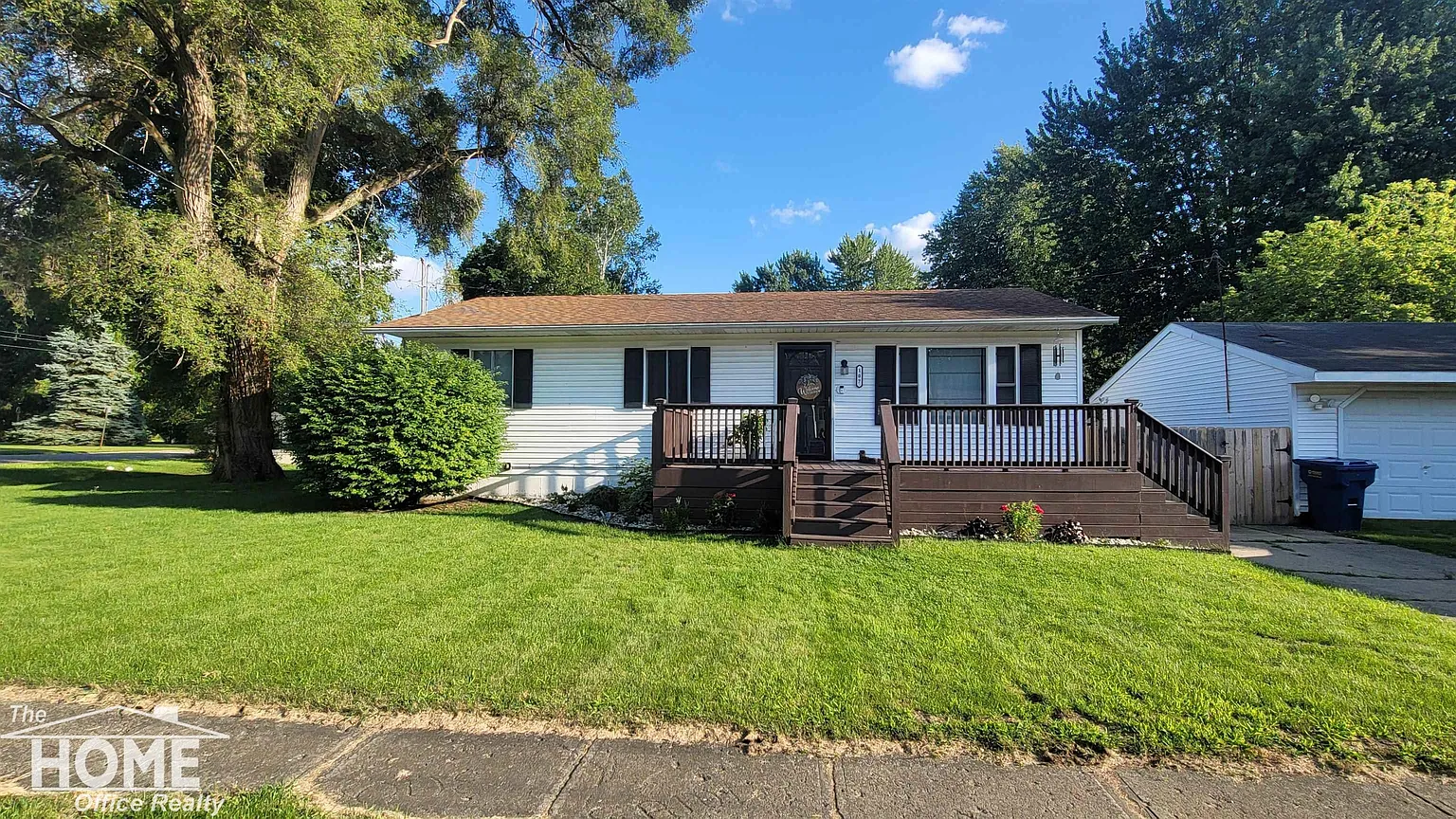 107 Cherry St photo 1