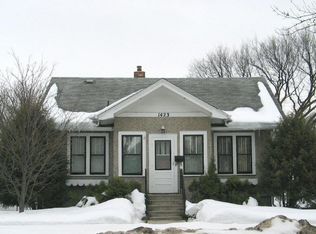1423 2nd Ave N, Grand Forks, ND 58203