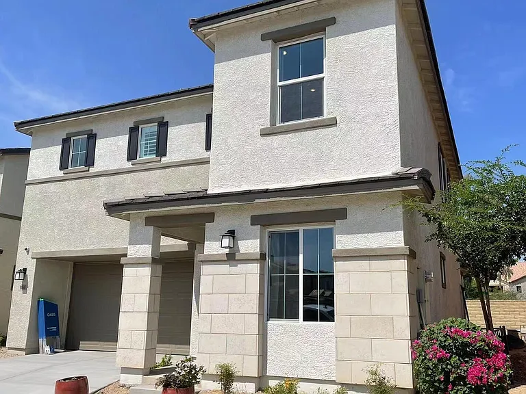 1168 N Burbank Ct — Photo 1