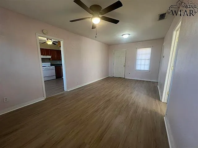 400 S Colorado St — Photo 3