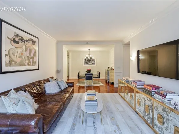400 East 51st Street 4E image 2 of 21