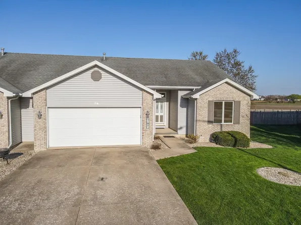 192 E Adams St, Manteno, IL 60950