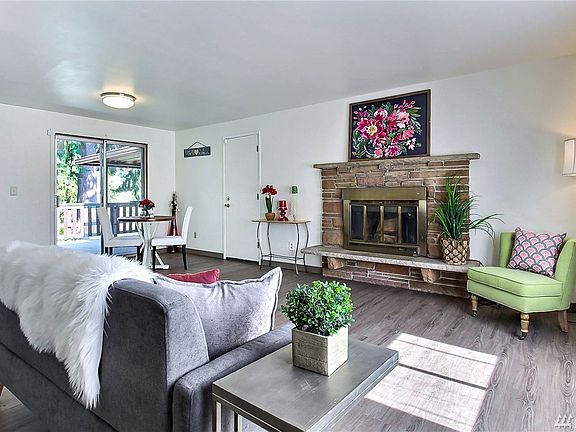 2nd image of 3812 S 305th Pl