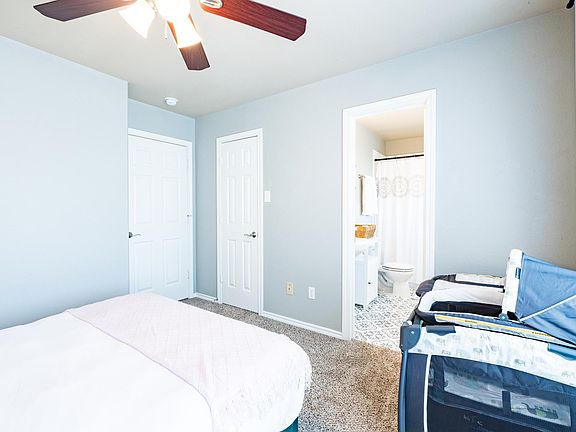 3rd image of 1017 N Brents Ave