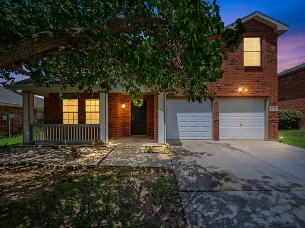 3425 Hermalinda Dr, Denton, TX 76207