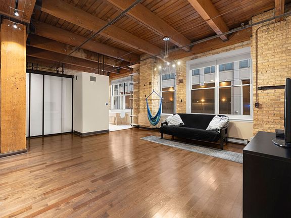 3rd image of 540 N Lake Shore Dr APT 206