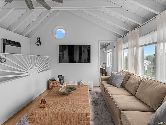 4th image of 29 Bungalow Walk