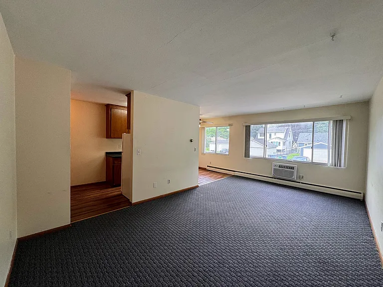 840 18th Ave SE — Photo 25