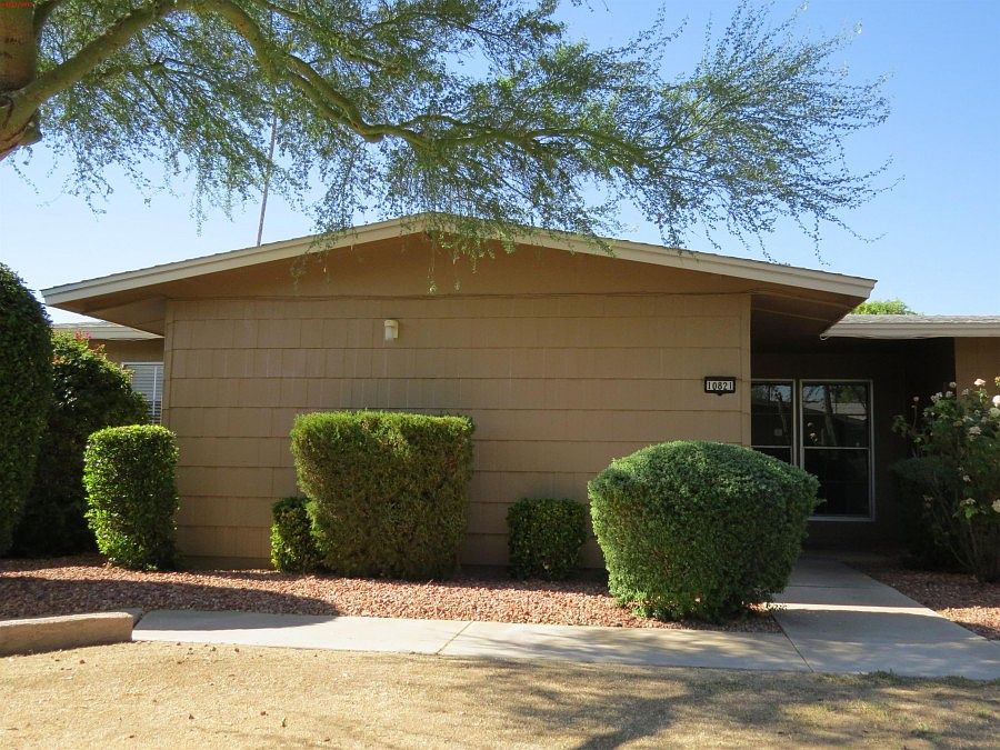 1st image of 10821 W Santa Fe Dr