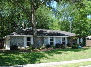 1407 Diller Rd, Ocean Springs, MS 39564