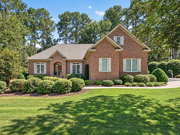 2nd image of 2554 Cardigan Dr