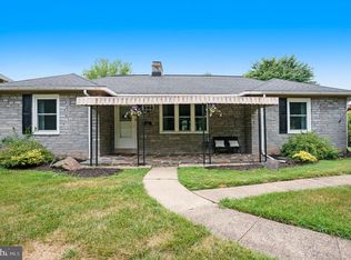 22 Manavon St, Phoenixville, PA 19460