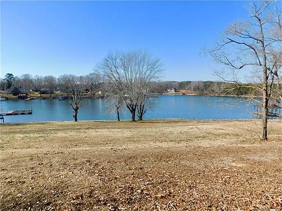 3rd image of 7761 Anglers Way
