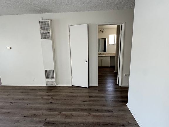 4th image of 25280 Prospect Ave APT 4