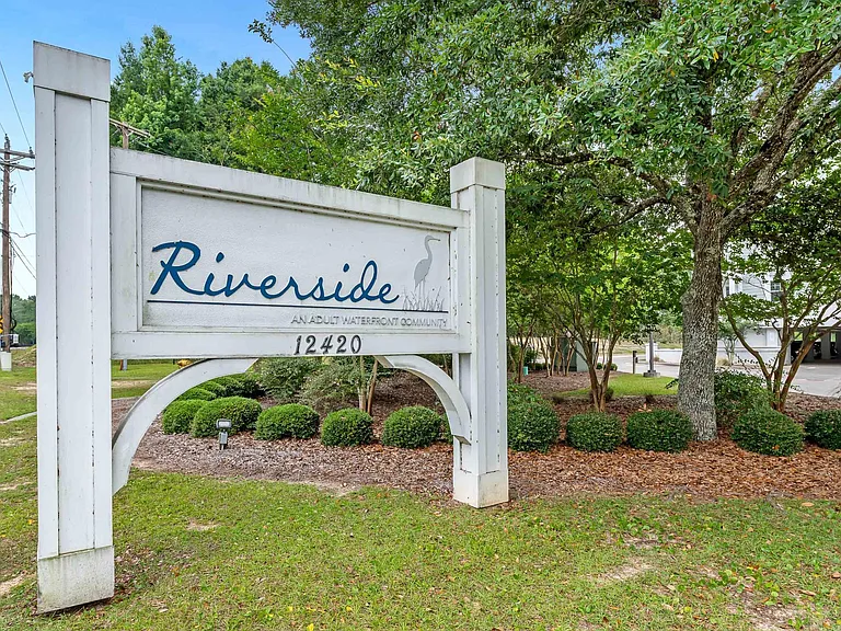 Riverside. Come tour today!