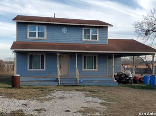 11220 Pearsall Rd, Atascosa, TX 78002