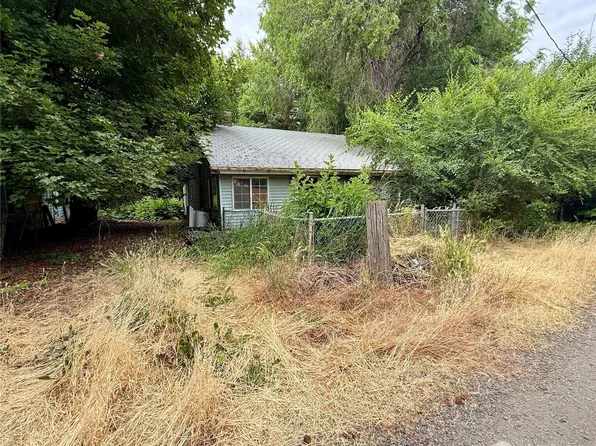 317 W Commercial Street, Dayton, WA 99328