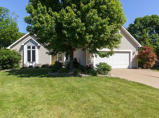 404 E 10th Ave, Coal Valley, IL