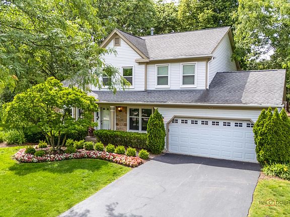 2nd image of 232 Stanton Ct W