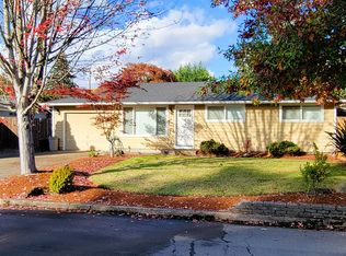 861 Skipper Ave, Eugene, OR 97404